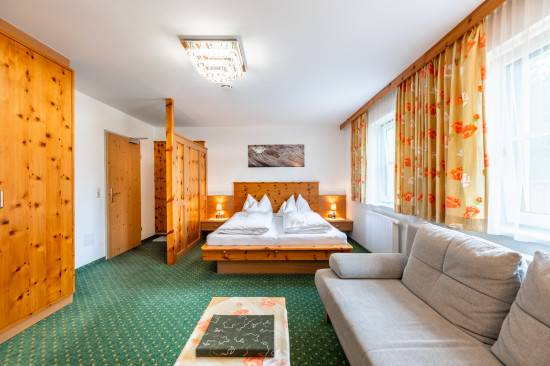 Familien-Zimmer<br>